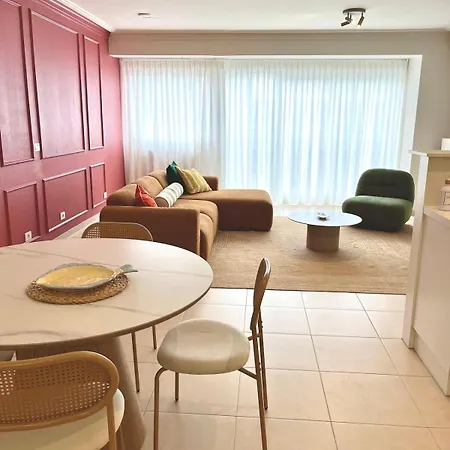 Maison Madeleine - Tranquility On The Beautiful 오스텐드